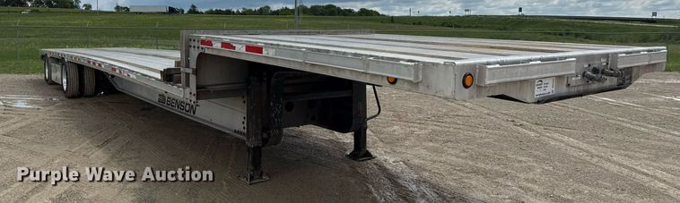 image for item DS4331 2013 Transcraft ASDF53102-2 drop deck equipment trailer