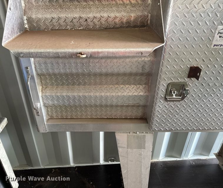 image for item DS4334 Merritt headache rack