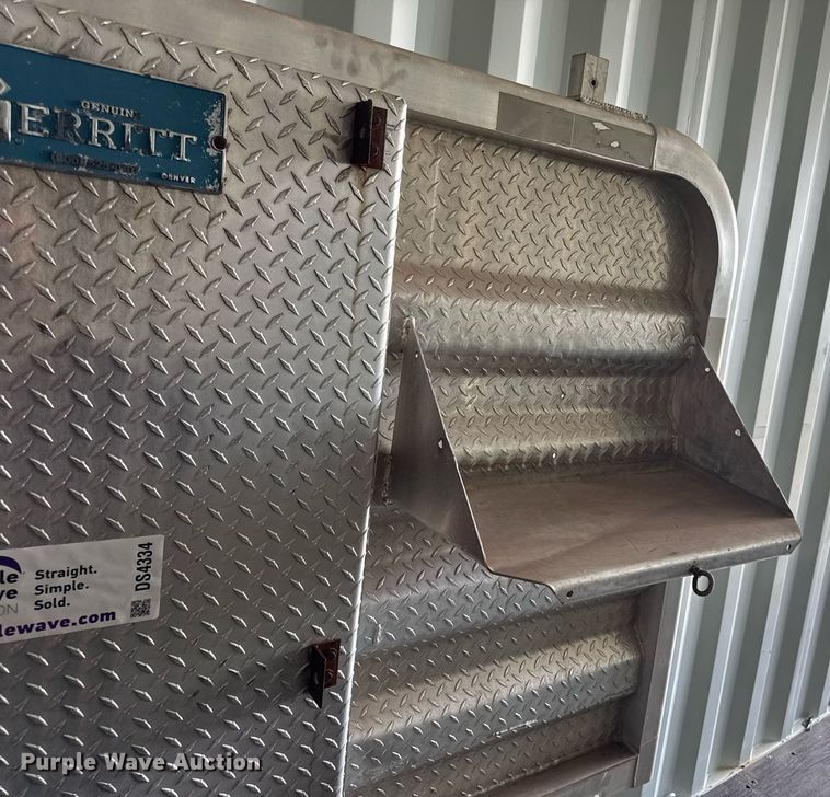 image for item DS4334 Merritt headache rack