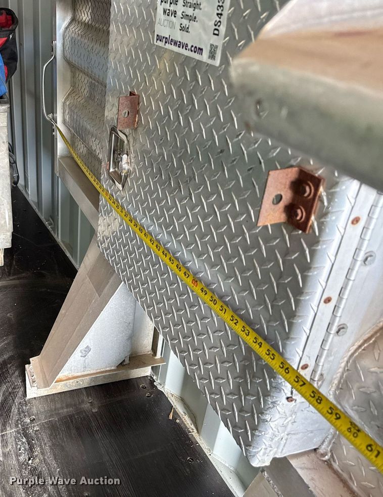 image for item DS4334 Merritt headache rack