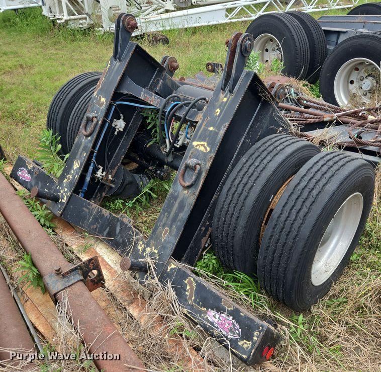 image for item DT4822 2009 Fontaine 4th Axle Flip ATH flip axle