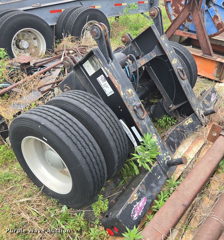 image for item DT4822 2009 Fontaine 4th Axle Flip ATH flip axle