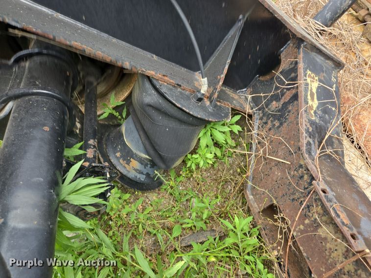 image for item DT4822 2009 Fontaine 4th Axle Flip ATH flip axle