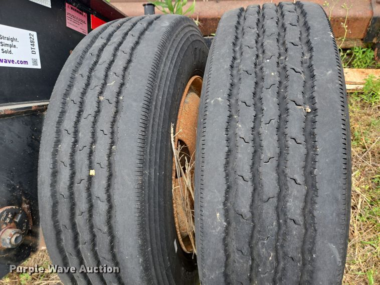 image for item DT4822 2009 Fontaine 4th Axle Flip ATH flip axle