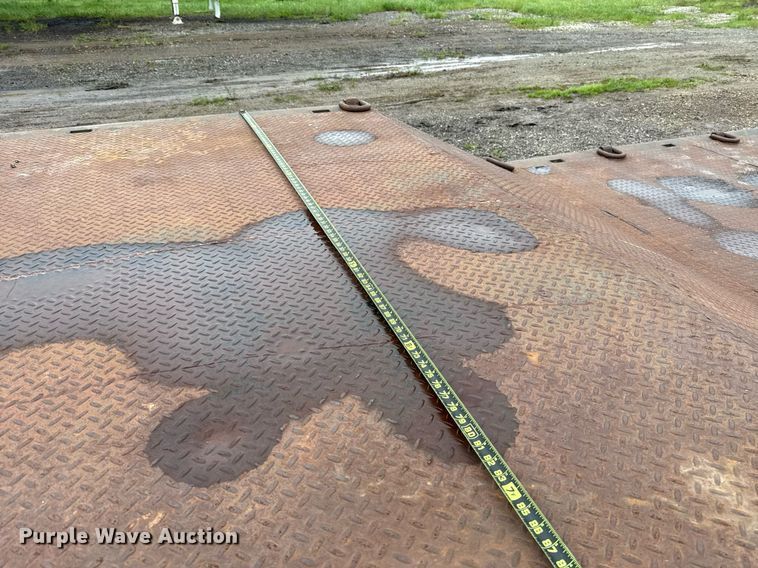 image for item DT6617 1989 Trail King TK60HTXL-462 double drop deck equipment trailer