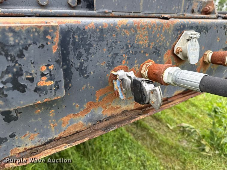 image for item DT6617 1989 Trail King TK60HTXL-462 double drop deck equipment trailer