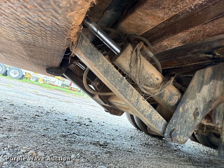 image for item DT6617 1989 Trail King TK60HTXL-462 double drop deck equipment trailer