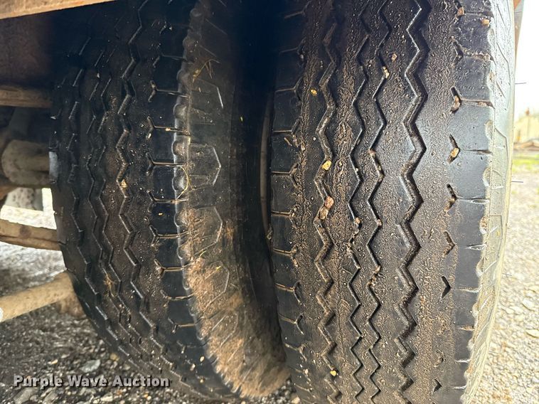 image for item DT6617 1989 Trail King TK60HTXL-462 double drop deck equipment trailer