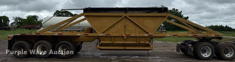 image for item DT6618 1984 Red River Manufacturing bottom dump trailer