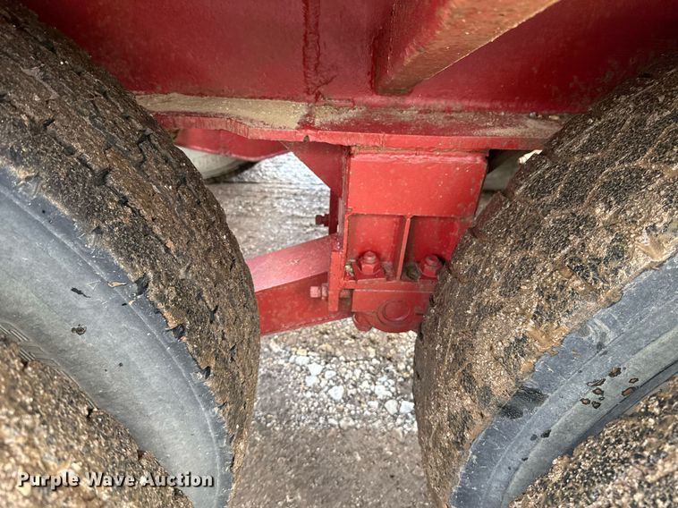 image for item DT6622 1976 Trailbec FB-600-DE lowboy equipment trailer