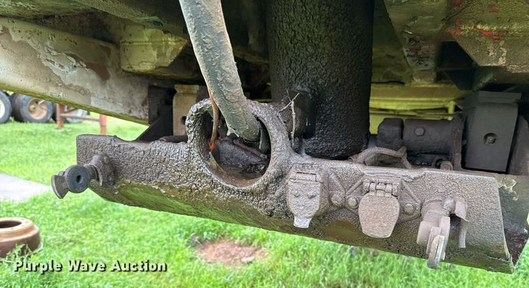 image for item DT6626 1983 Hibilt end dump trailer