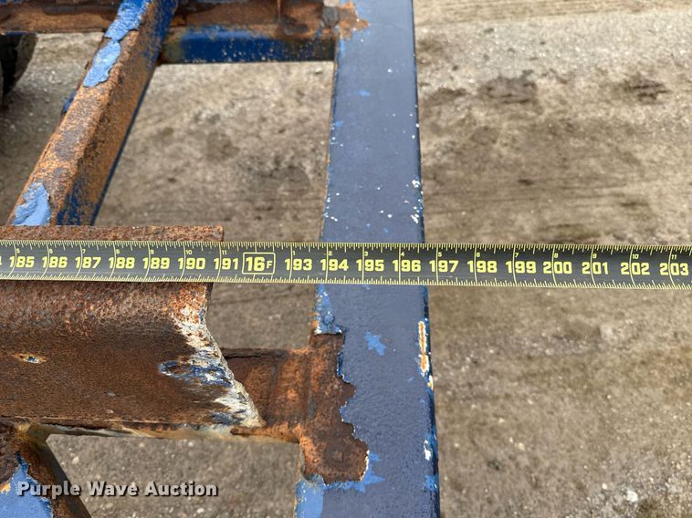 image for item DT6627 2005 Kenworth T300 truck cab and chassis