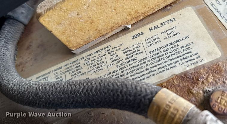 image for item DT6627 2005 Kenworth T300 truck cab and chassis