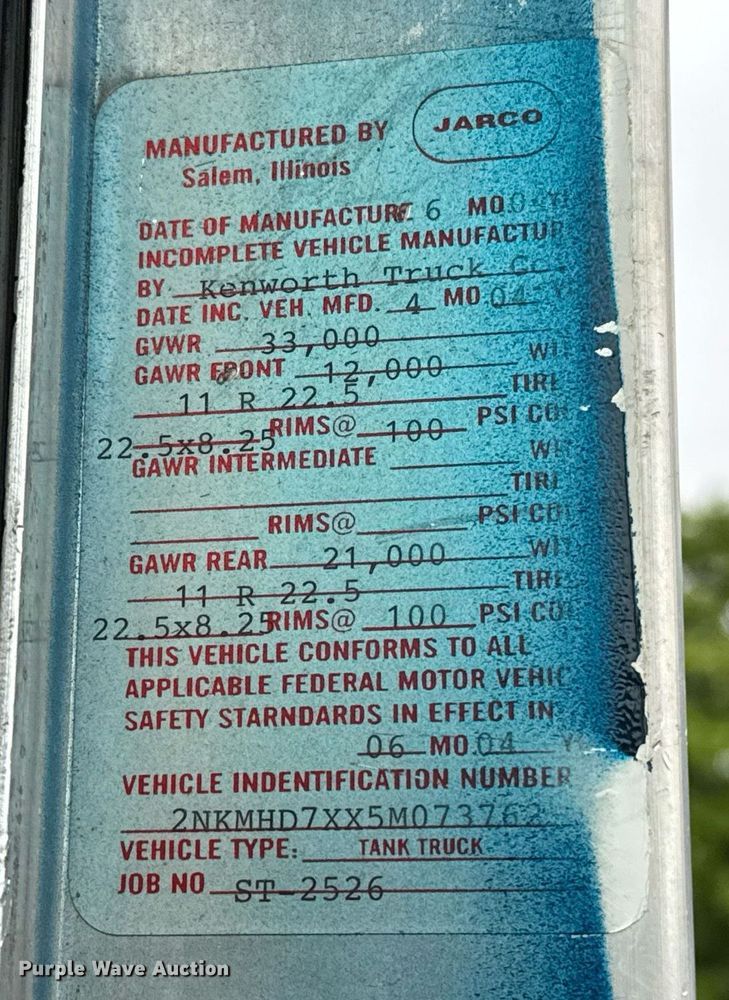 image for item DT6627 2005 Kenworth T300 truck cab and chassis