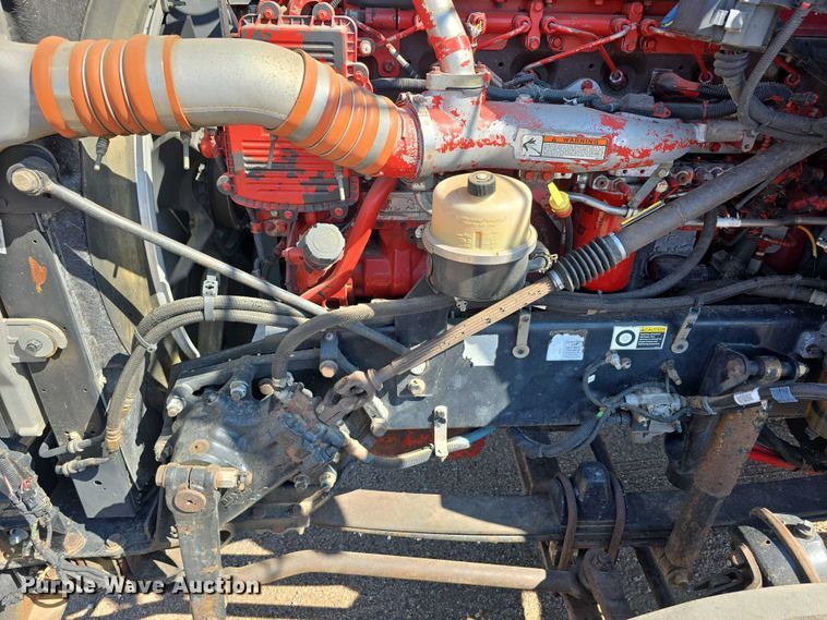 image for item DT6885 2013 Kenworth T800 semi truck