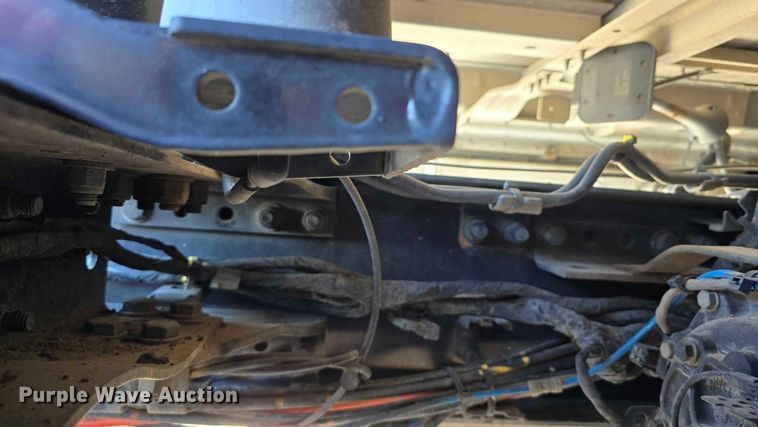 image for item DT6886 2018 Kenworth T880 semi truck