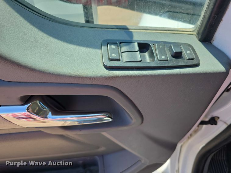 image for item DT6886 2018 Kenworth T880 semi truck