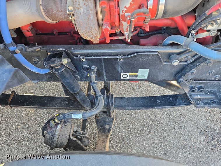 image for item DT6886 2018 Kenworth T880 semi truck