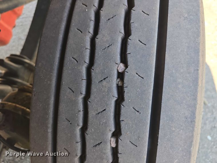 image for item DT6886 2018 Kenworth T880 semi truck