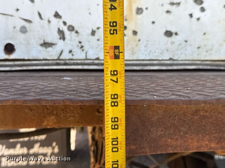 image for item DU9146 1992 International 4700 box truck