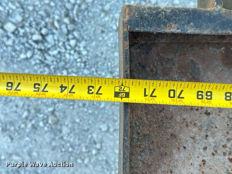 image for item DU9146 1992 International 4700 box truck