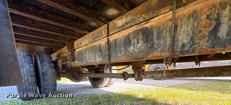 image for item DU9146 1992 International 4700 box truck