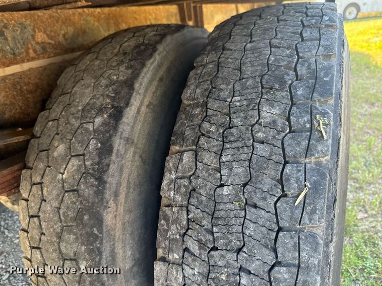 image for item DU9146 1992 International 4700 box truck