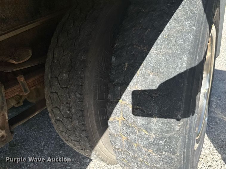 image for item DU9146 1992 International 4700 box truck