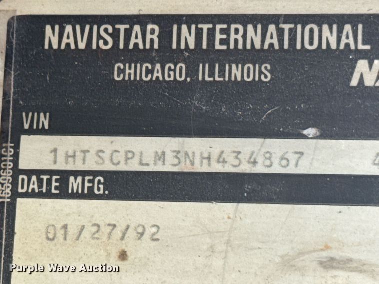 image for item DU9146 1992 International 4700 box truck