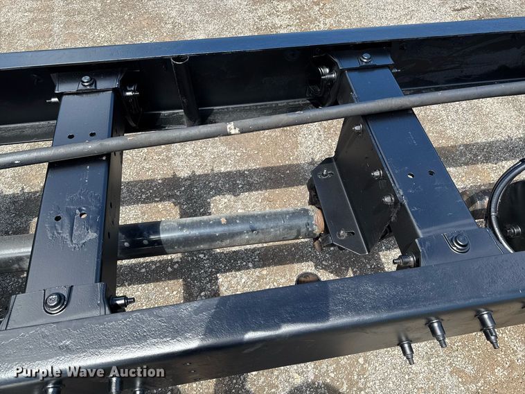 image for item DU9160 2012 Peterbilt 337 truck cab and chassis