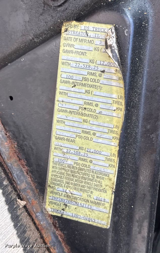 image for item DU9160 2012 Peterbilt 337 truck cab and chassis