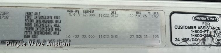 image for item DV2659 2000 Freightliner FLD112 semi truck