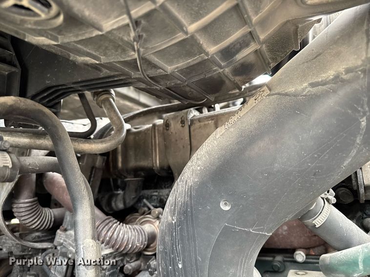 image for item DV2660 2006 Volvo VNM semi truck