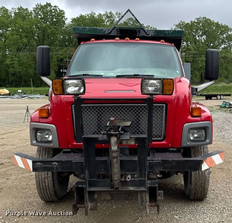 image for item DV2661 2006 Chevrolet C8500 dump truck