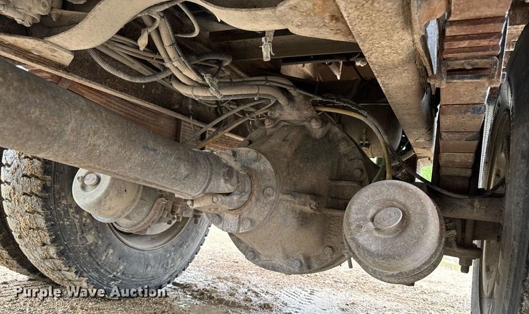 image for item DV2661 2006 Chevrolet C8500 dump truck