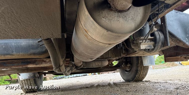 image for item DV2661 2006 Chevrolet C8500 dump truck