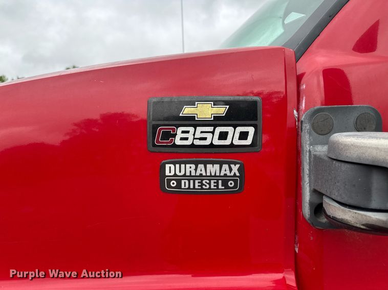 image for item DV2661 2006 Chevrolet C8500 dump truck