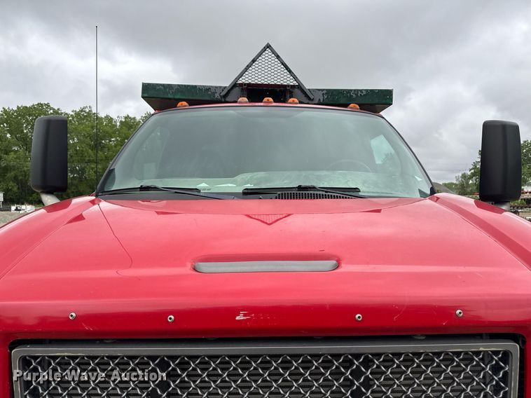 image for item DV2661 2006 Chevrolet C8500 dump truck