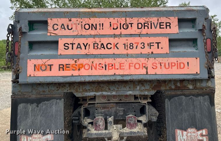 image for item DV2661 2006 Chevrolet C8500 dump truck