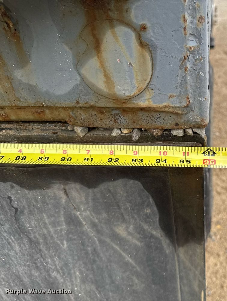 image for item DV2661 2006 Chevrolet C8500 dump truck