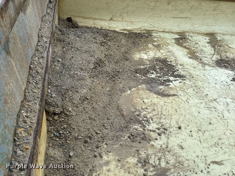 image for item DV2661 2006 Chevrolet C8500 dump truck