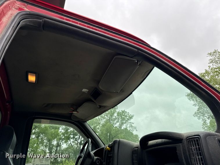 image for item DV2661 2006 Chevrolet C8500 dump truck