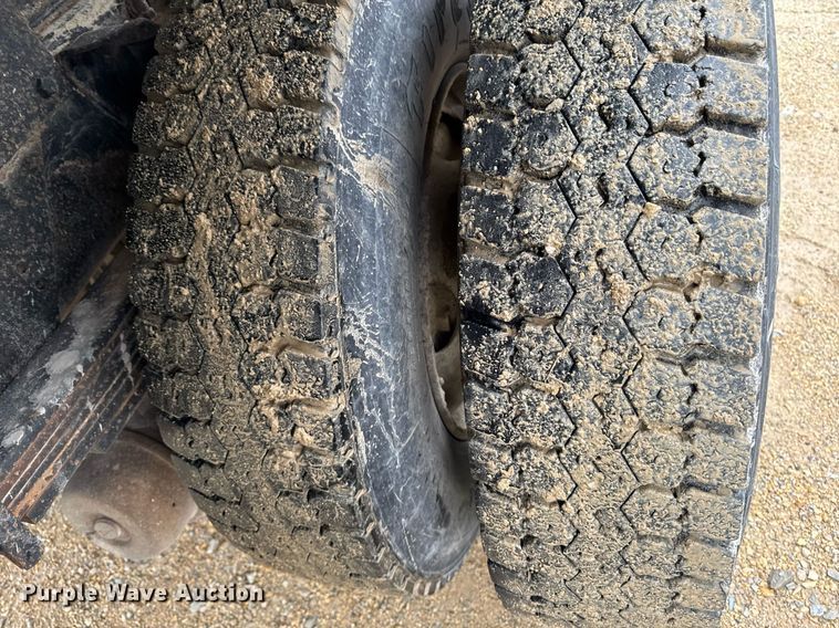 image for item DV2661 2006 Chevrolet C8500 dump truck