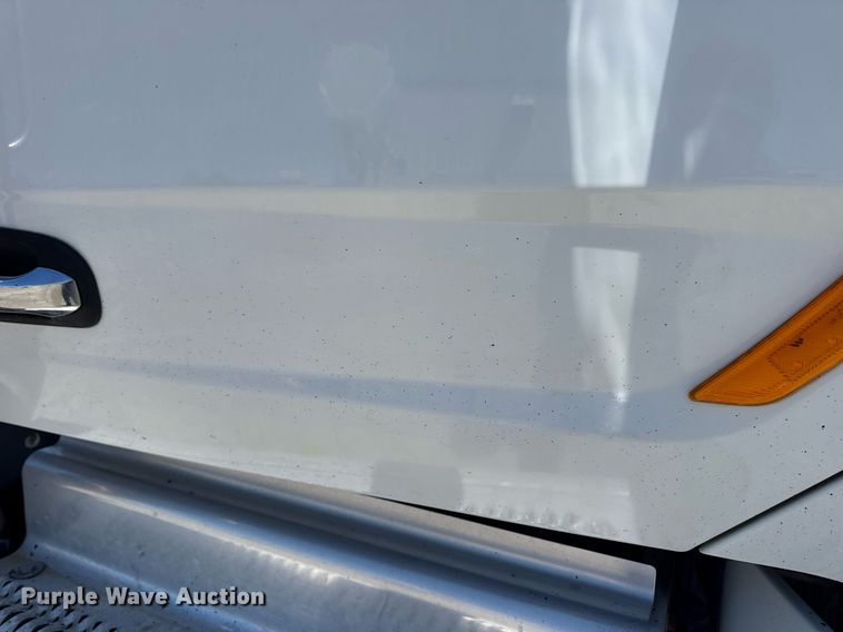 image for item DV4060 2016 Peterbilt 567 semi truck