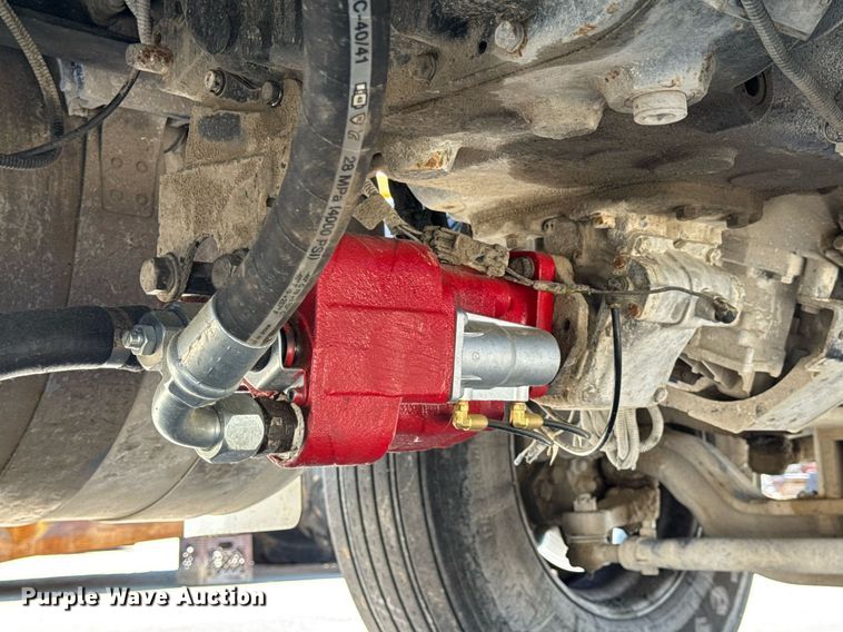 image for item DV4060 2016 Peterbilt 567 semi truck