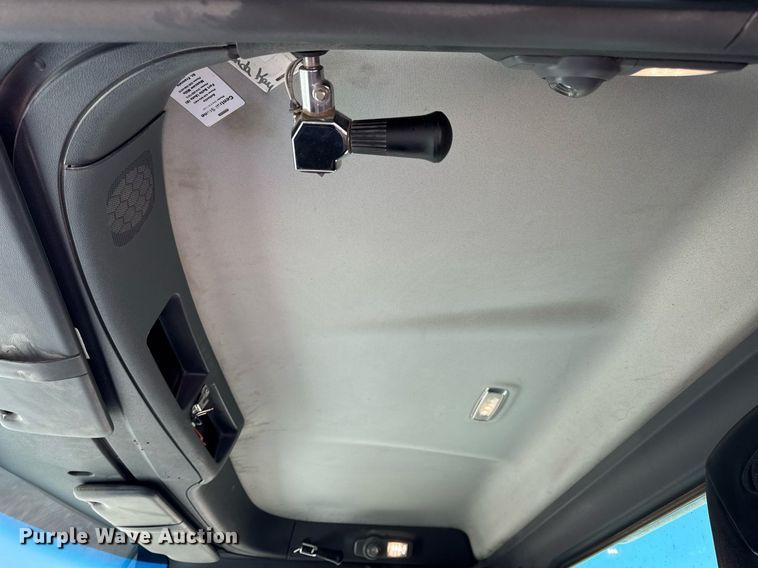 image for item DV4060 2016 Peterbilt 567 semi truck