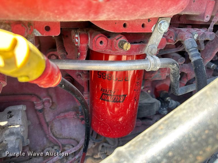 image for item DV4060 2016 Peterbilt 567 semi truck