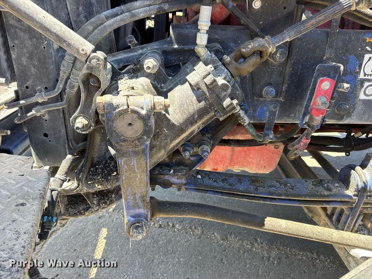 image for item DV4060 2016 Peterbilt 567 semi truck