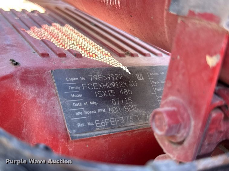 image for item DV4060 2016 Peterbilt 567 semi truck