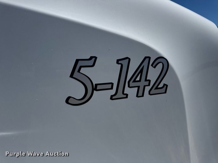 image for item DV4060 2016 Peterbilt 567 semi truck